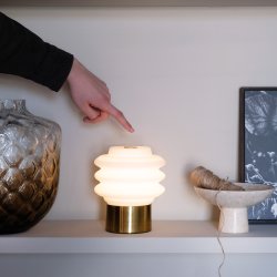 DIVA LED bordlampe med messing