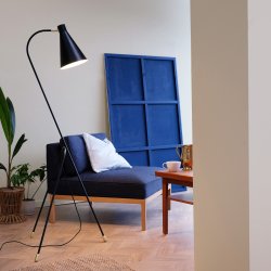 Miles 3-legged floor lamp black