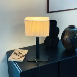 Calix Bordlampe med oval stofskrm