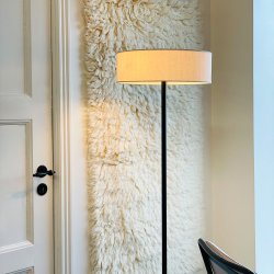 Calix gulvlampe med stof skrm