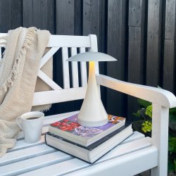 Vienna LED mat hvid bordlampe