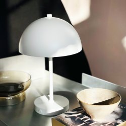 Stockholm LED bordlampe hvid - Version 2.0