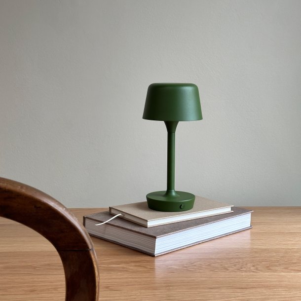 FLOW Dark Green LED Table Lamp