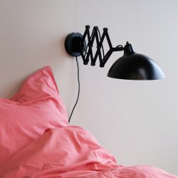 Futura wall lamp with folding arm