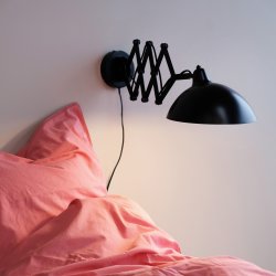 Futura wall lamp with folding arm