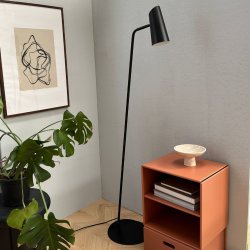 Pallas gulvlampe sort